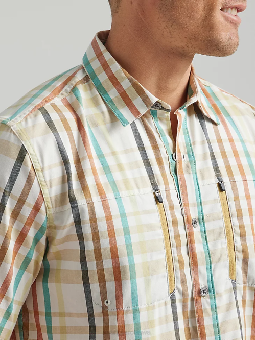 Clothing Carolina Beach (112331234) Men Wrangler ATG By Horizon Plaid Shirt 8V2H296