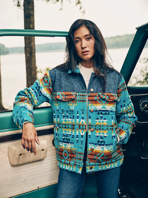 Clothing Golden Khaki (112318477) Women Wrangler RIGGS Tough Layers Sherpa Lined Canvas Jacket 8V2H863