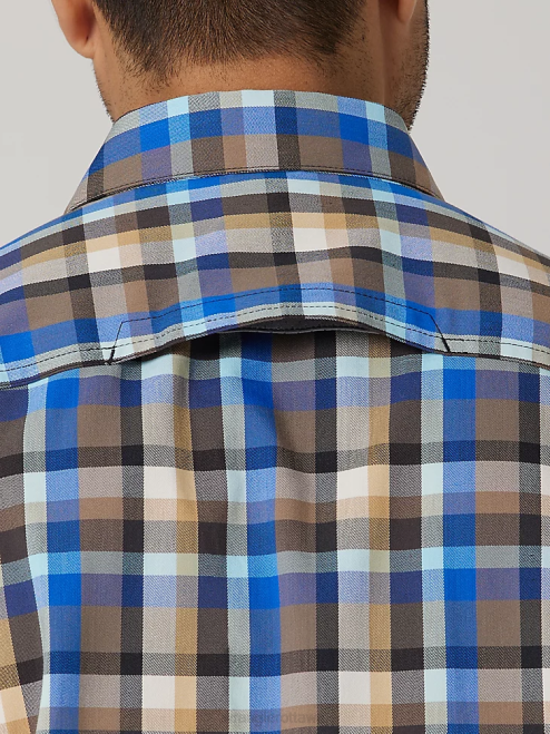 Wrangler Clothing Amethyst Seaside (112336151) Men Eco-Friendly Plaid Short Sleeve Camp Shirt 8V2H400