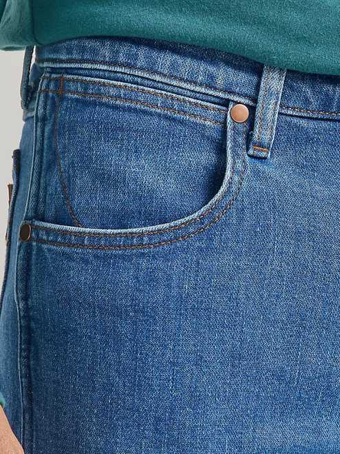 Wrangler Clothing Anthracite (112325353) Men Free To Stretch Straight Fit Jean 8V2H154