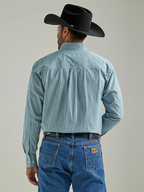 Wrangler Clothing Aqua Sea Tattersal (112327804) Men George Strait Long Sleeve Button Down One Pocket Plaid Shirt 8V2H319