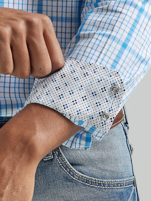 Wrangler Clothing Baby Blue (112324829) Men 20X Competition Advanced Comfort Long Sleeve Two Pocket Western Snap Plaid Shirt 8V2H491
