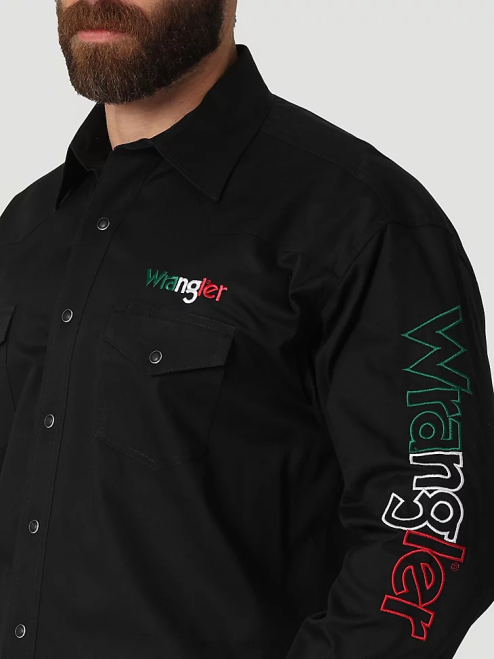 Wrangler Clothing Black (112317124) Men Logo Long Sleeve Button Down Solid Shirt 8V2H396