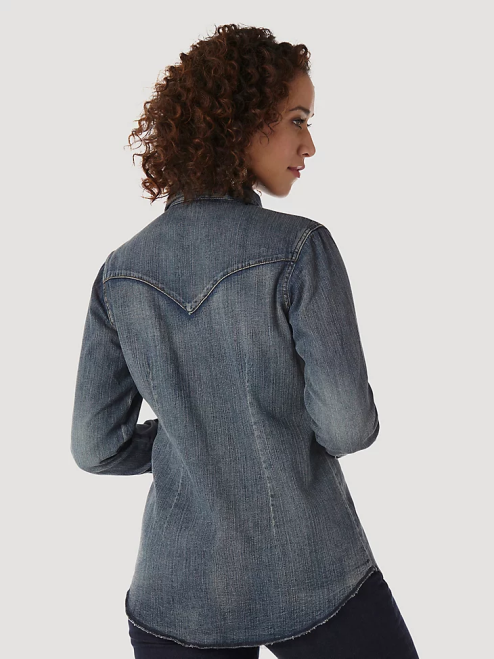 Wrangler Clothing Black (LW1002X) Women Long Sleeve One Point Front and Back Yokes Solid Top 8V2H888