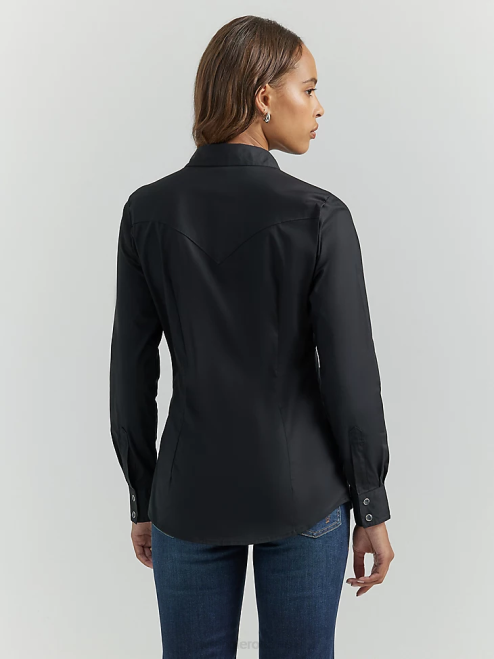 Wrangler Clothing Black (LW1002X) Women Long Sleeve One Point Front and Back Yokes Solid Top 8V2H888