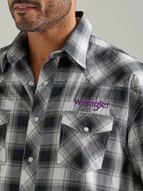 Wrangler Clothing Black White Buffalo (112327777) Men Logo Long Sleeve Western Snap Plaid Shirt 8V2H499