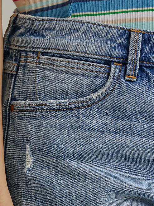 Wrangler Clothing Bloom (112333478) Women High Rise Mid Thigh Short 8V2H826