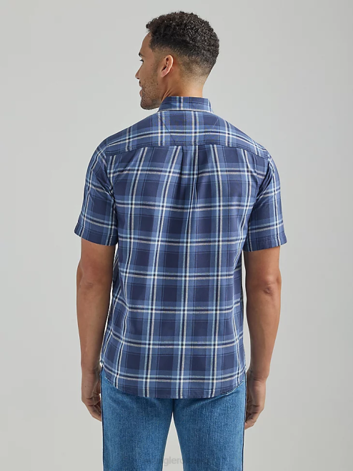 Wrangler Clothing Blue Deep (112325041) Men Rugged Wear Short Sleeve Easy Care Plaid Button-Down Shirt 8V2H342