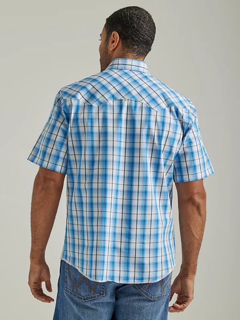 Wrangler Clothing Blue Horizons (112326469) Men Fashion Snap Short Sleeve Western Snap Plaid Shirt 8V2H460