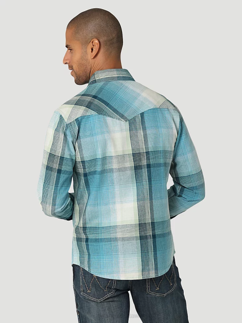 Wrangler Clothing Blue Light (112324851) Men Retro Premium Long Sleeve Western Snap Plaid Shirt 8V2H478