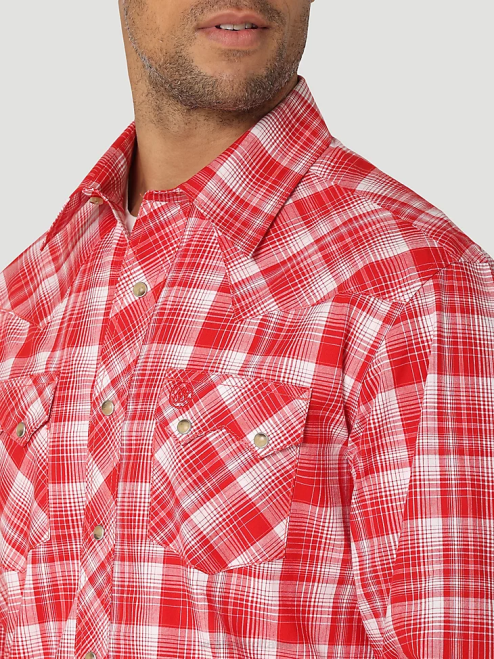 Wrangler Clothing Bold Red (112324672) Men Retro Long Sleeve Sawtooth Snap Pocket Western Shirt 8V2H691