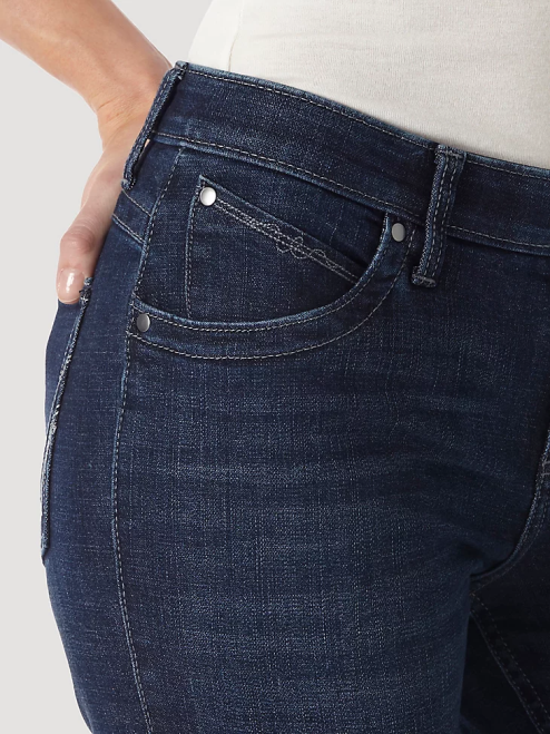 Wrangler Clothing Boot Scootin (WRQ20ST) Women Ultimate Riding Jean Q-Baby 8V2H756