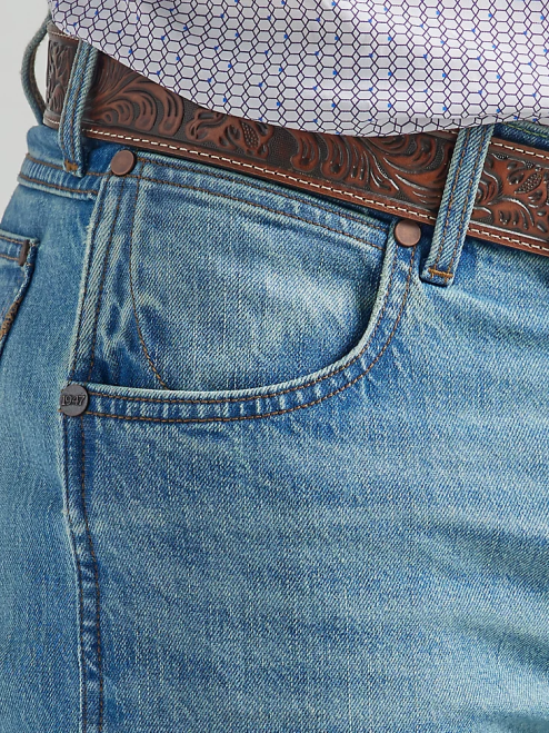 Wrangler Clothing Buffalo Pass (112326537) Men Retro Slim Fit Straight Leg Jean 8V2H25