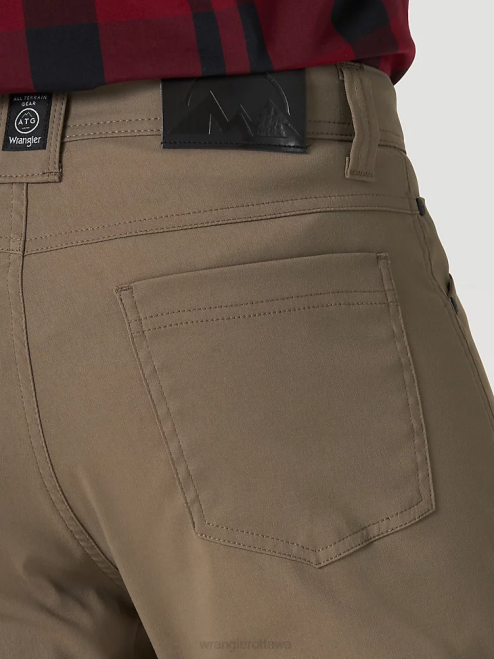 Wrangler Clothing Bungee Cord (NS849BG) Men ATG Synthetic Utility Pant 8V2H631