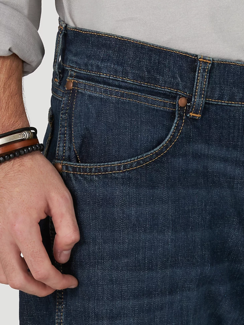 Wrangler Clothing CB Wash (MGW77CB) Men Slim Fit Bootcut Jeans 8V2H182