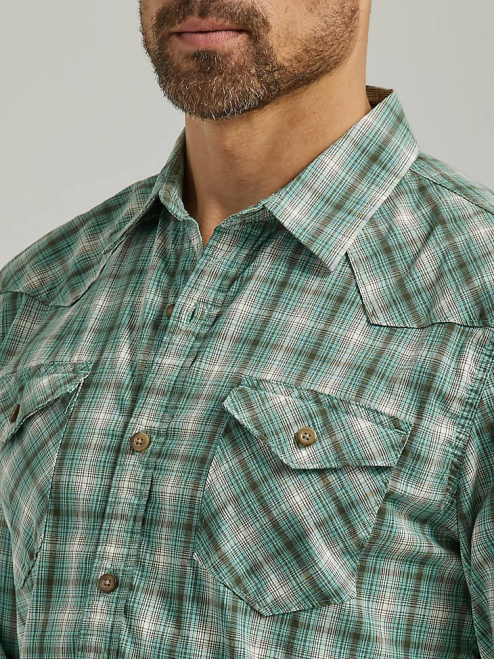 Wrangler Clothing Canton (112330910) Men Cowboy Wash Plaid Shirt 8V2H413