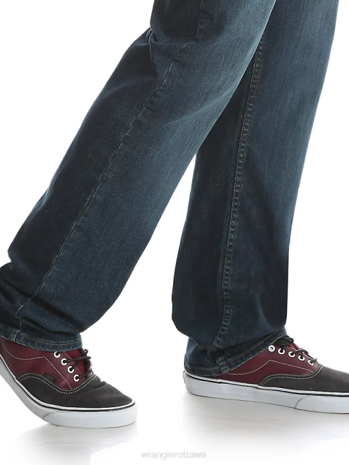 Wrangler Clothing Carbon (96FXVCN) Men Five Star Premium Denim Flex For Comfort Regular Fit Jean 8V2H141