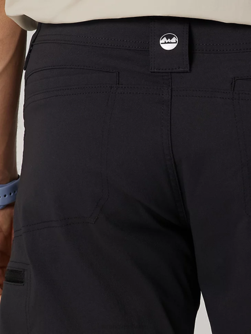 Wrangler Clothing Caviar (112336147) Men Outdoor Performance Utility Short 8V2H604