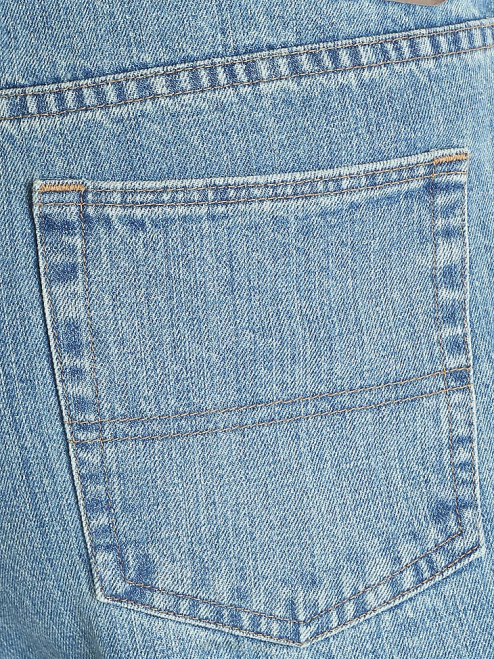 Wrangler Clothing Chalk Blue (10ZM1CSCH) Men Authentics Regular Fit Comfort Waist Jean 8V2H206