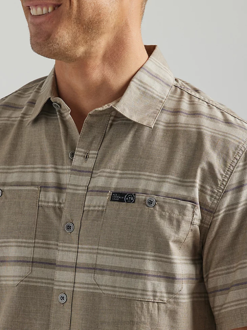Wrangler Clothing Cherry Creek (112331239) Men ATG By Breeze Shirt 8V2H639