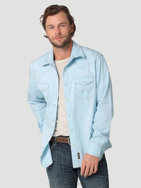 Wrangler Clothing Cool Blue (112324804) Men Retro Premium Contrast Trim Western Snap Flap Pocket Solid Shirt 8V2H455