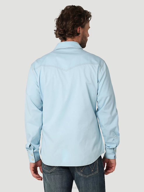 Wrangler Clothing Cool Blue (112324804) Men Retro Premium Contrast Trim Western Snap Flap Pocket Solid Shirt 8V2H455