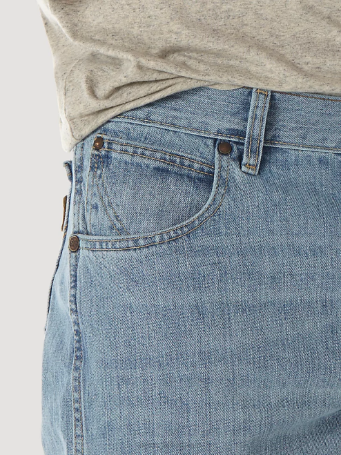 Wrangler Clothing Crest (WRT20CR) Men Retro Relaxed Fit Bootcut Jean 8V2H40