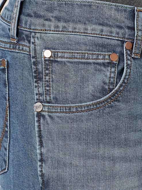 Wrangler Clothing Daniels (88MWZDN) Men Retro Slim Fit Straight Leg Jean 8V2H35