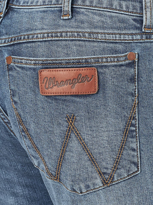 Wrangler Clothing Daniels (88MWZDN) Men Retro Slim Fit Straight Leg Jean 8V2H35