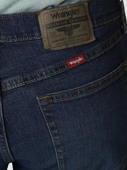 Wrangler Clothing Dark Denim (97FXWXD) Men Five Star Premium Denim Flex for Comfort Relaxed Fit Jean 8V2H83