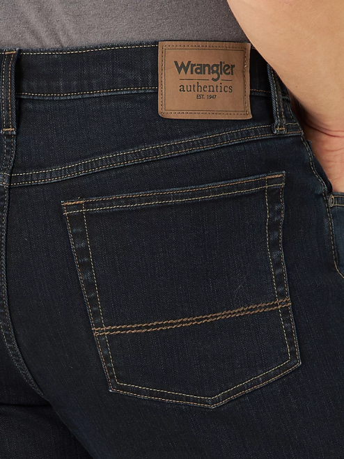 Wrangler Clothing Dark Harbour (10ZM4RBDH) Men Authentics Relaxed Fit Bootcut Jean 8V2H124