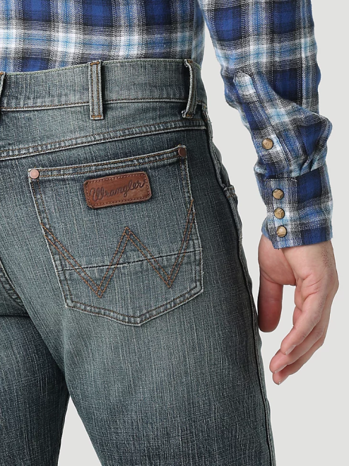 Wrangler Clothing Dark Knight Stretch (112318445) Men Retro Slim Fit Straight Leg Jean 8V2H36