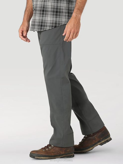 Wrangler Clothing Dark Shadow (NS849DS) Men ATG Synthetic Utility Pant 8V2H628