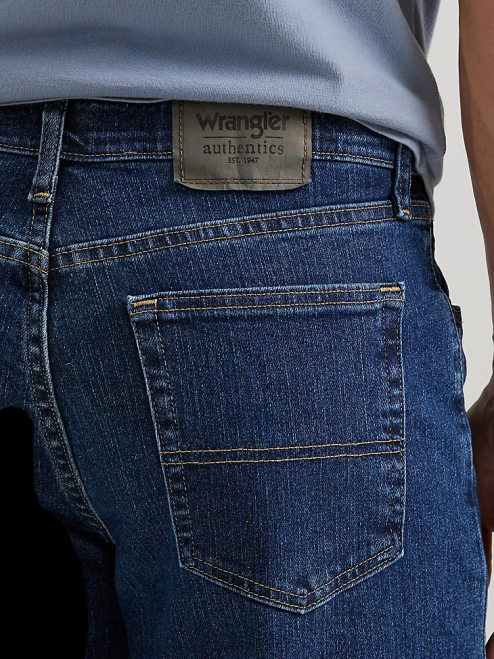 Wrangler Clothing Dark Stonewash (ZM3CSDS) Men Authentics Relaxed Fit Comfort Flex Jean 8V2H198