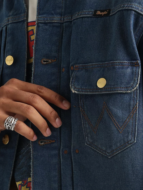 Wrangler Clothing Dark Wash (10MTJDWDW) Men Classic Denim Trucker Jacket 8V2H611