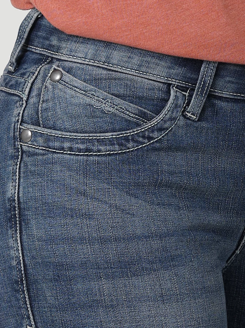 Wrangler Clothing Davis (WRW60DS) Women Ultimate Riding Jean Willow 8V2H785