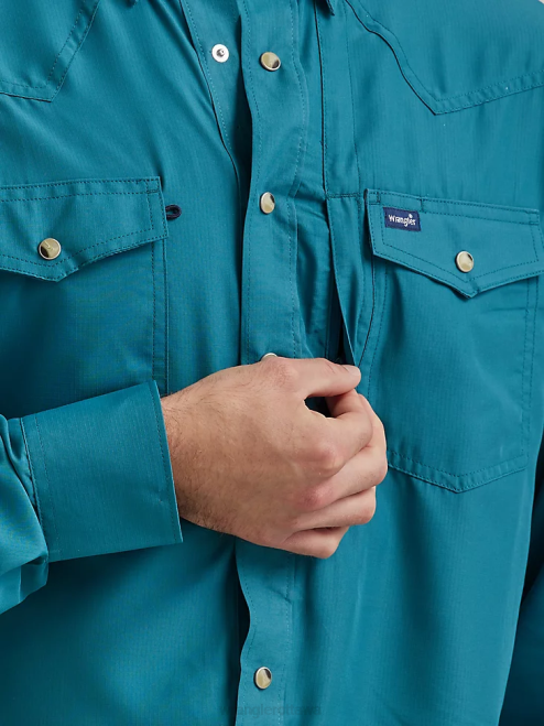 Wrangler Clothing Deep Teal (112326173) Men Performance Snap Long Sleeve Solid Shirt 8V2H433