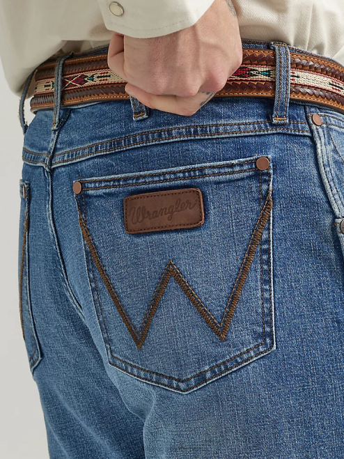 Wrangler Clothing Deerstalker (112330345) Men Retro Relaxed Fit Bootcut Jean 8V2H45