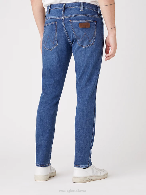 Wrangler Clothing Dusky Cloud (112317473) Men Greensboro Straight Leg Jean 8V2H66