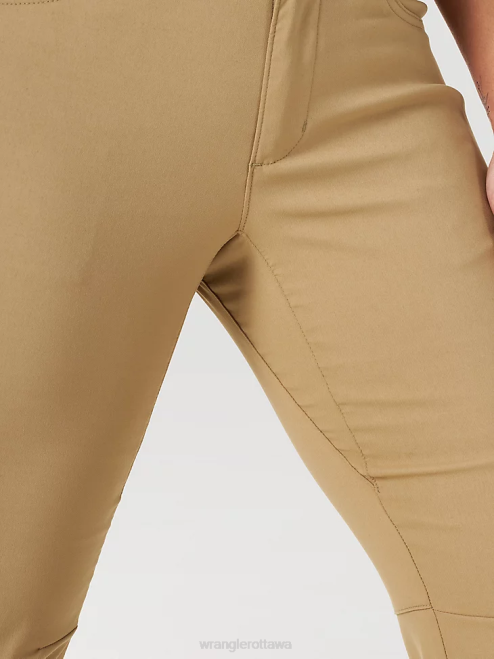 Wrangler Clothing Elmwood (LA110EW) Women ATG by Slim Utility Pant 8V2H818