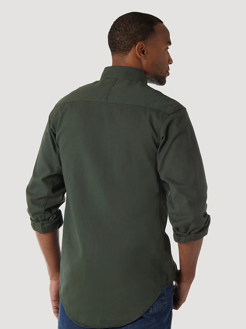 Wrangler Clothing Forest Green (3W501FG) Men RIGGS Workwear Long Sleeve Button Down Solid Twill Work Shirt 8V2H349