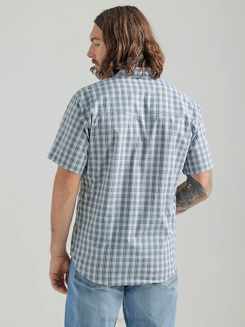 Wrangler Clothing Gray Blue (112324663) Men Wrinkle Resist Short Sleeve Western Snap Plaid Shirt 8V2H442