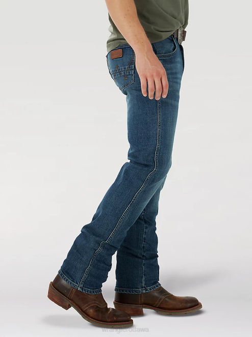 Wrangler Clothing Hereford (88MWZHE) Men Retro Slim Fit Straight Leg Jean 8V2H26