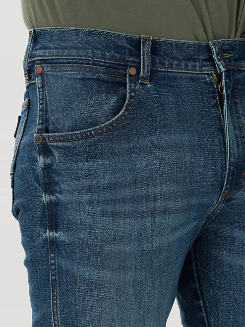 Wrangler Clothing Hereford (88MWZHE) Men Retro Slim Fit Straight Leg Jean 8V2H26