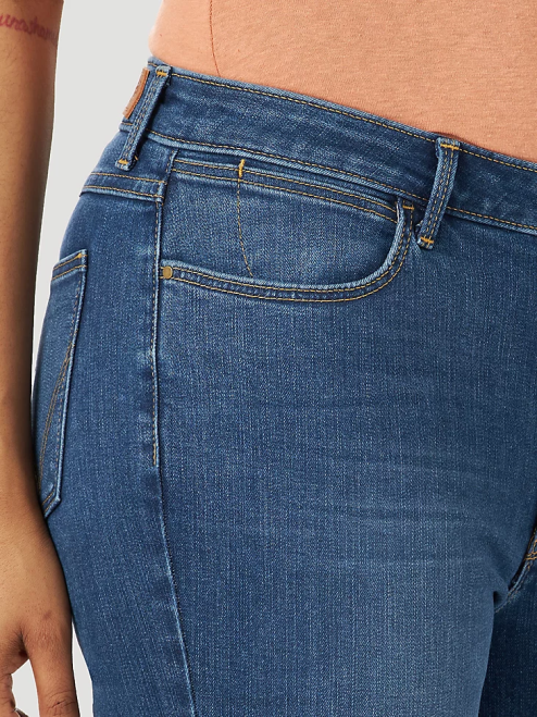 Wrangler Clothing Hudson (10MT1BTHD) Women High Rise Bold Boot Jean 8V2H734