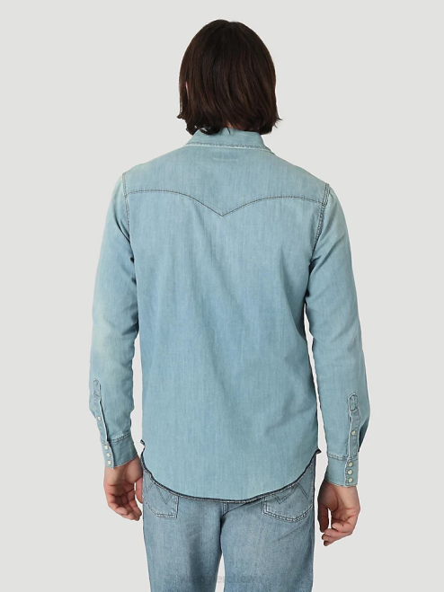 Wrangler Clothing Icy Blue (112319096) Men Heritage Workshirt 8V2H477