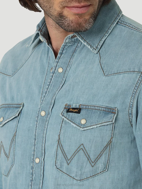 Wrangler Clothing Icy Blue (112319096) Men Heritage Workshirt 8V2H477