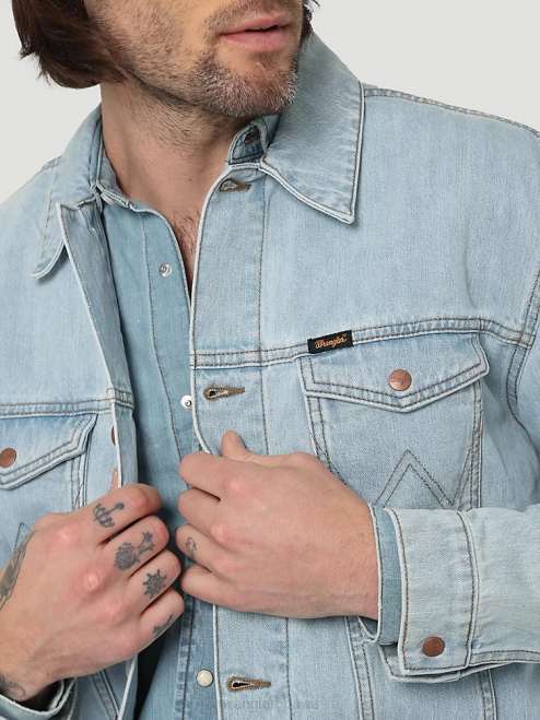 Wrangler Clothing Icy Blue (112321108) Men Heritage Anti-Fit Jacket 8V2H618