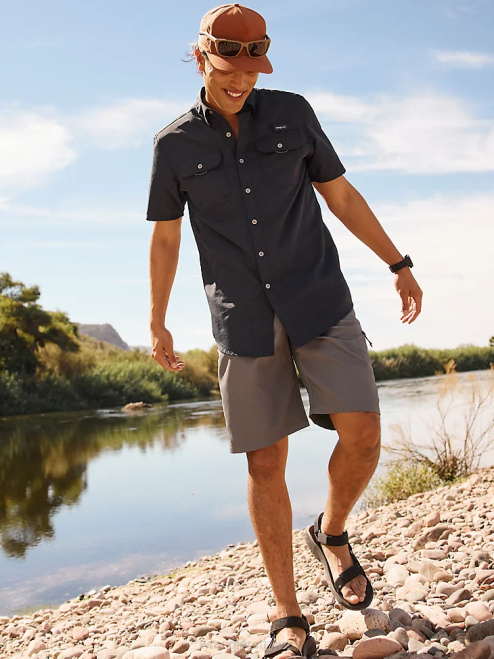 Wrangler Clothing Iron Gate (112336063) Men Performance Elastic Waist Short 8V2H594