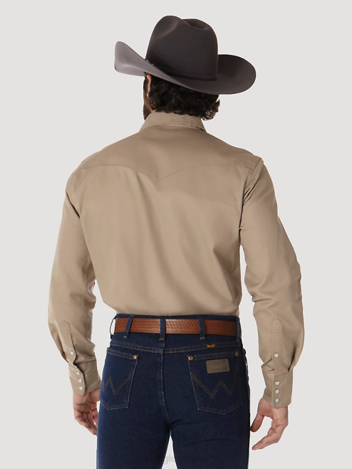 Wrangler Clothing Khaki (MS70319) Men Cowboy Cut Firm Finish Long Sleeve Western Snap Solid Work Shirt 8V2H417